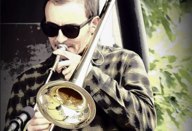 David, membre de Left Corner, live rocksteady reggae à Ayguemortes-les-Graves